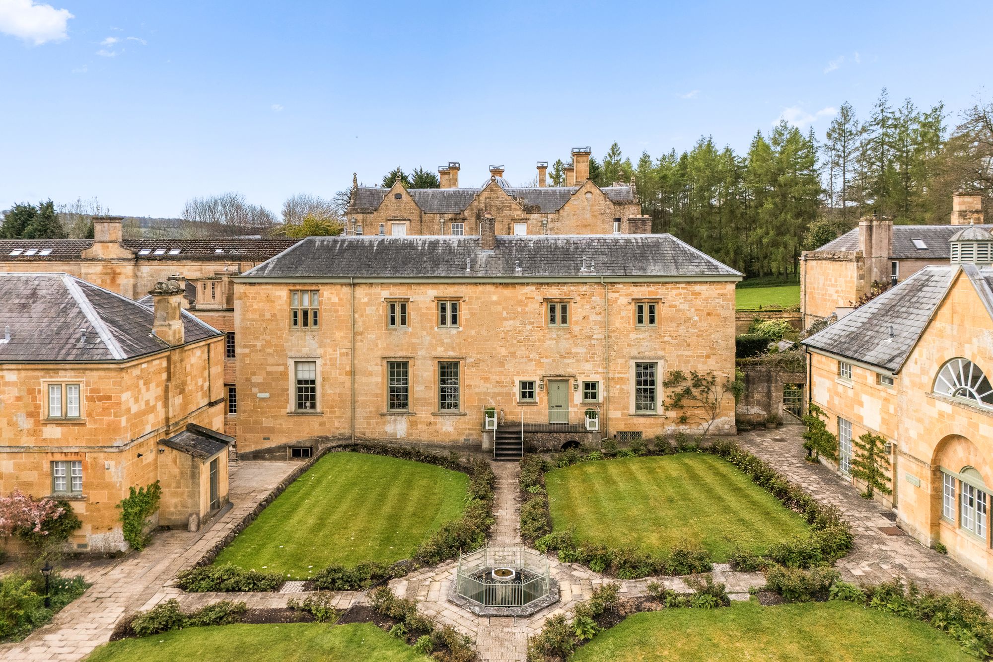 Burlington Court, The Cotswolds, Moreton-In-Marsh