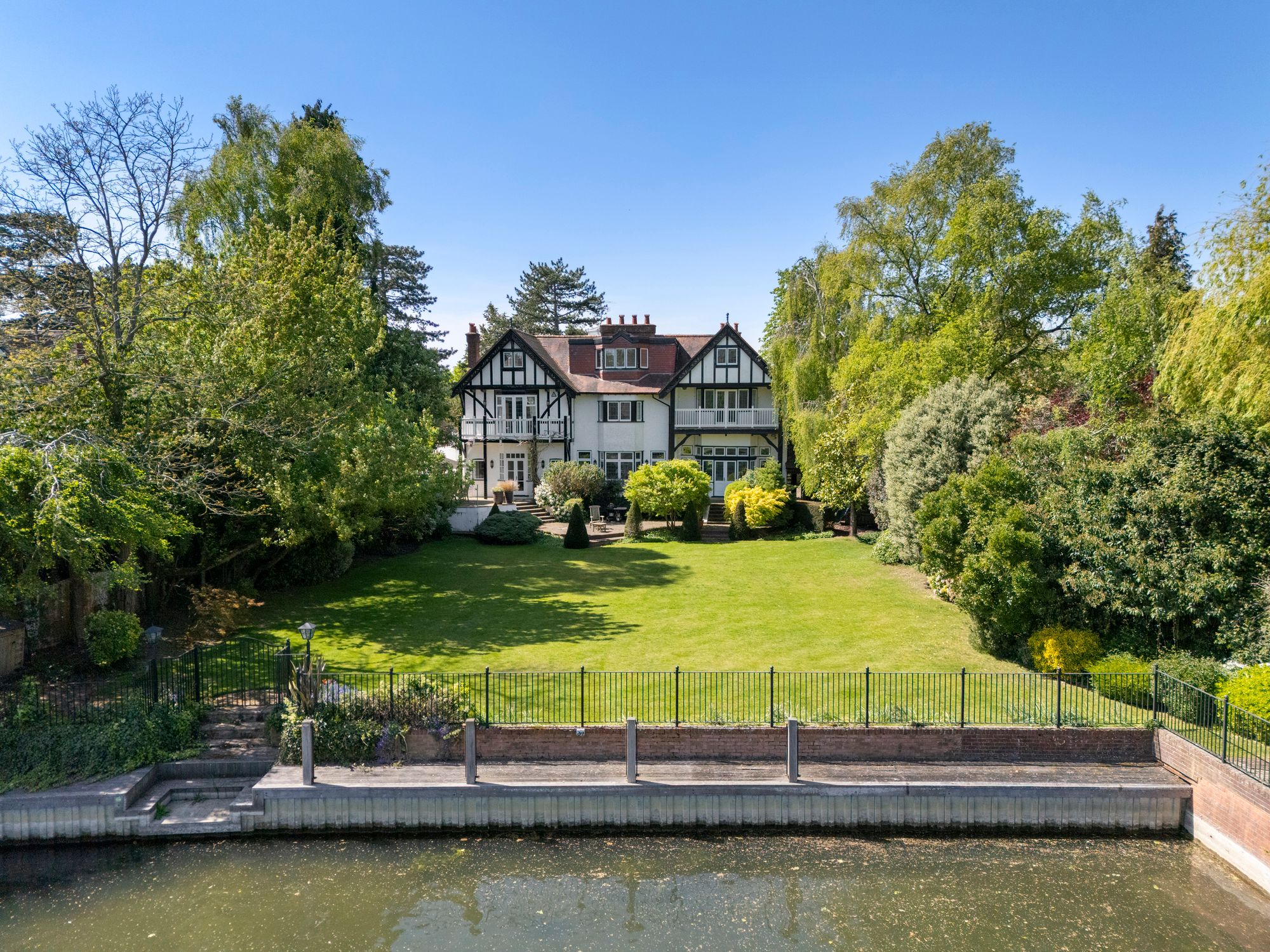 Chauntry Road, Bray, Maidenhead