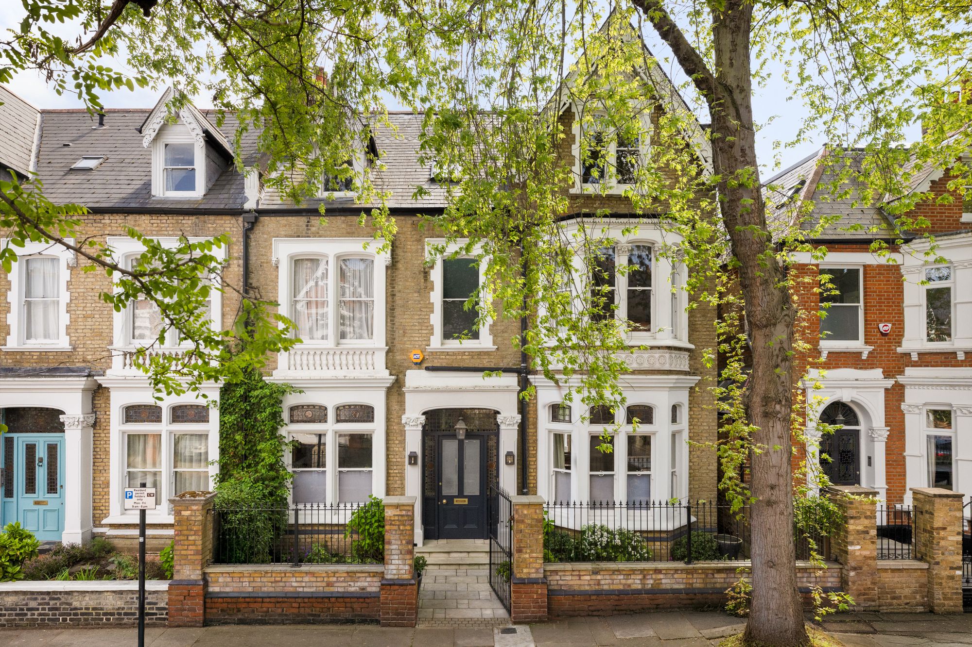 Walpole Gardens, Chiswick, West London