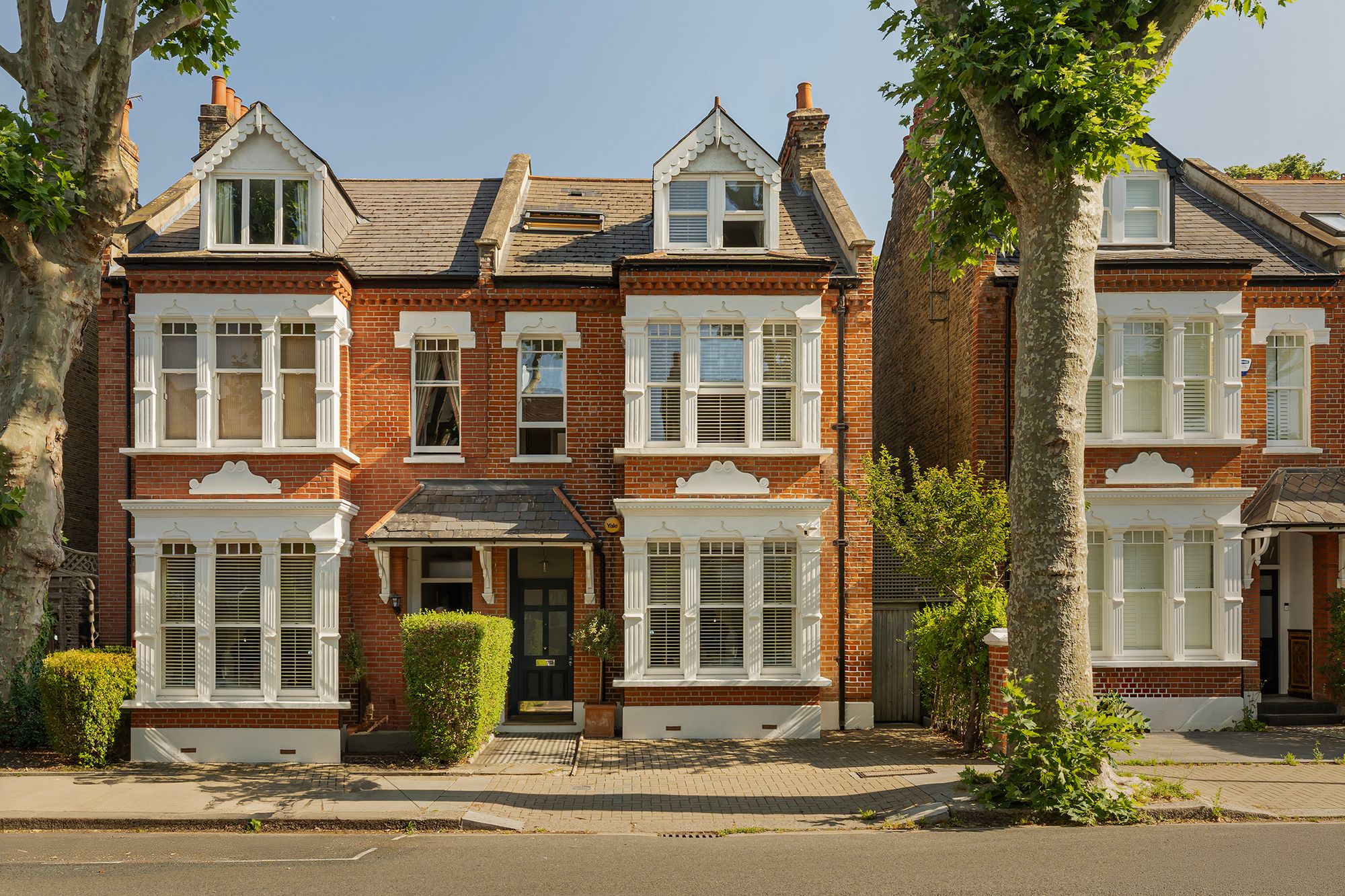 Thornton Avenue, Chiswick, West London